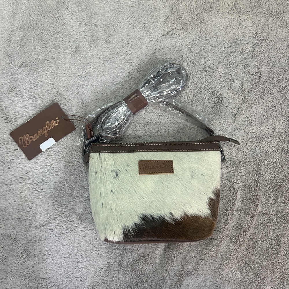 Wrangler Two-Tone Leather Purse